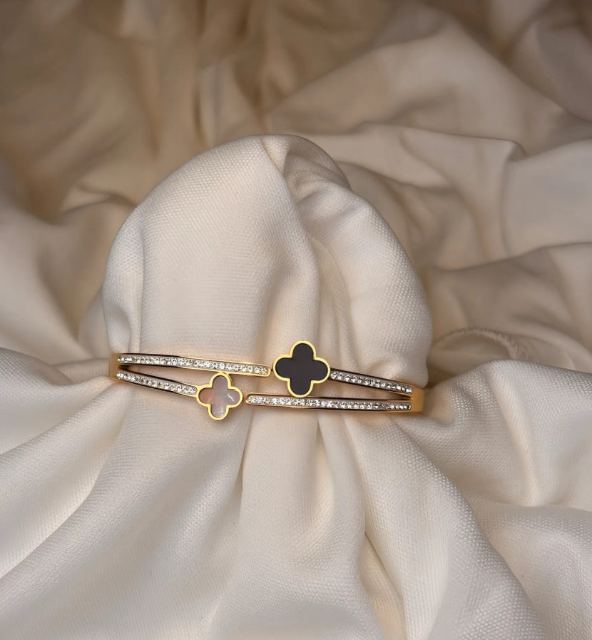 Van Cleef Inspo Bangle